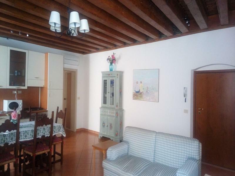 Palazzo Camozzini Apartments เวโรนา ภายนอก รูปภาพ